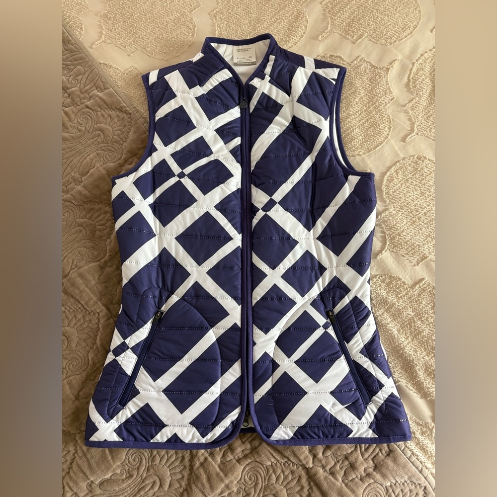 Nike Golf Insulated Women’s Vest Size S Small Purple and White